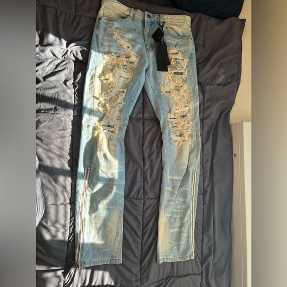 Stacked flare jeans - Picture 1 of 3